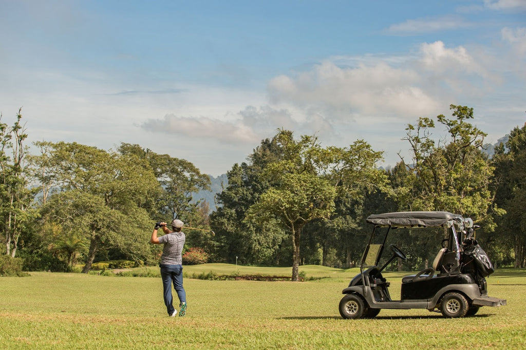 Introduction to Golf Carts: How Wide is a Golf Cart