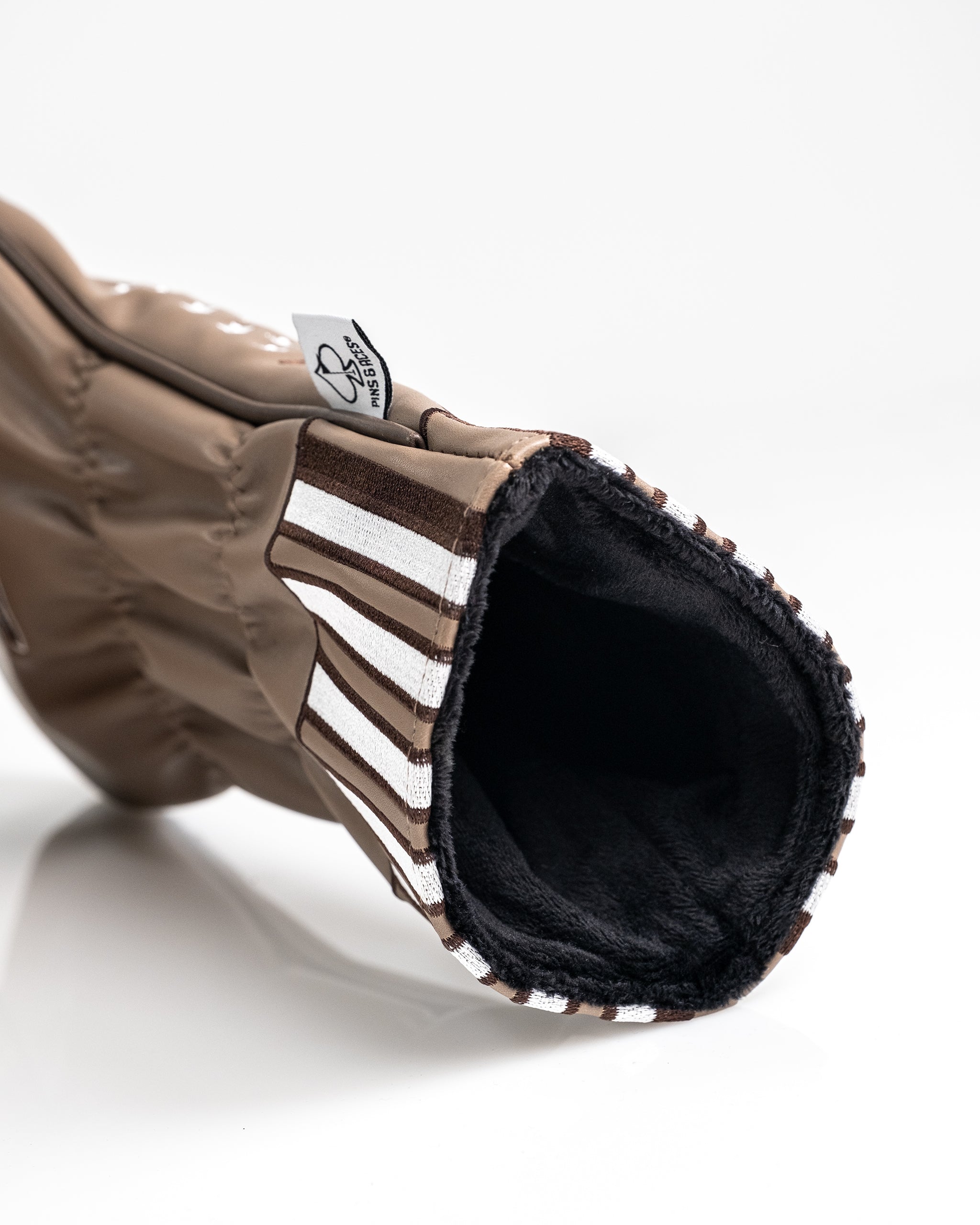 Folds of Honor 2.0 Driver Cover featuring a sleek design with patriotic themes.