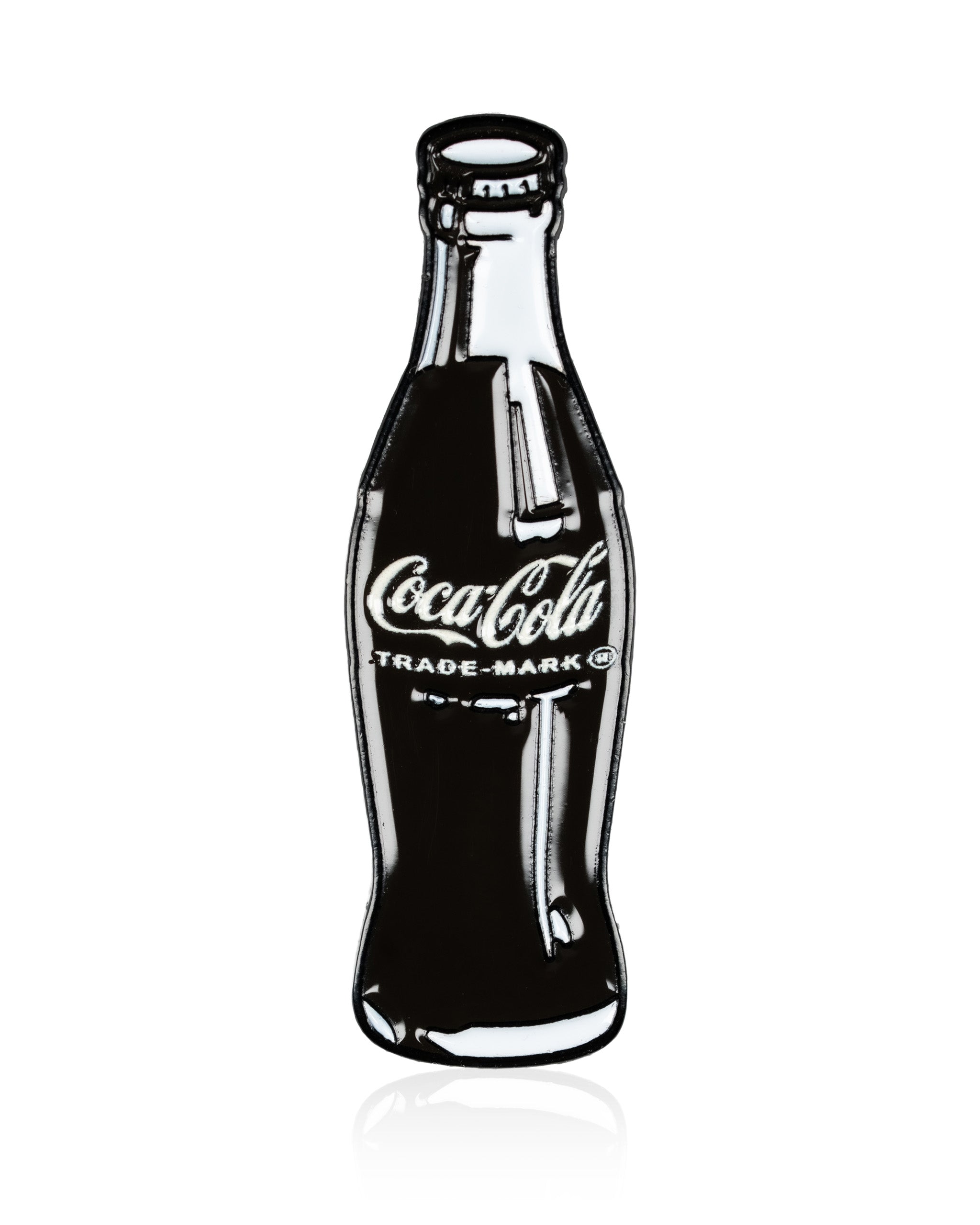Coca-Cola bottle shaped ball marker featuring the iconic logo, perfect for adding style to your golf game.