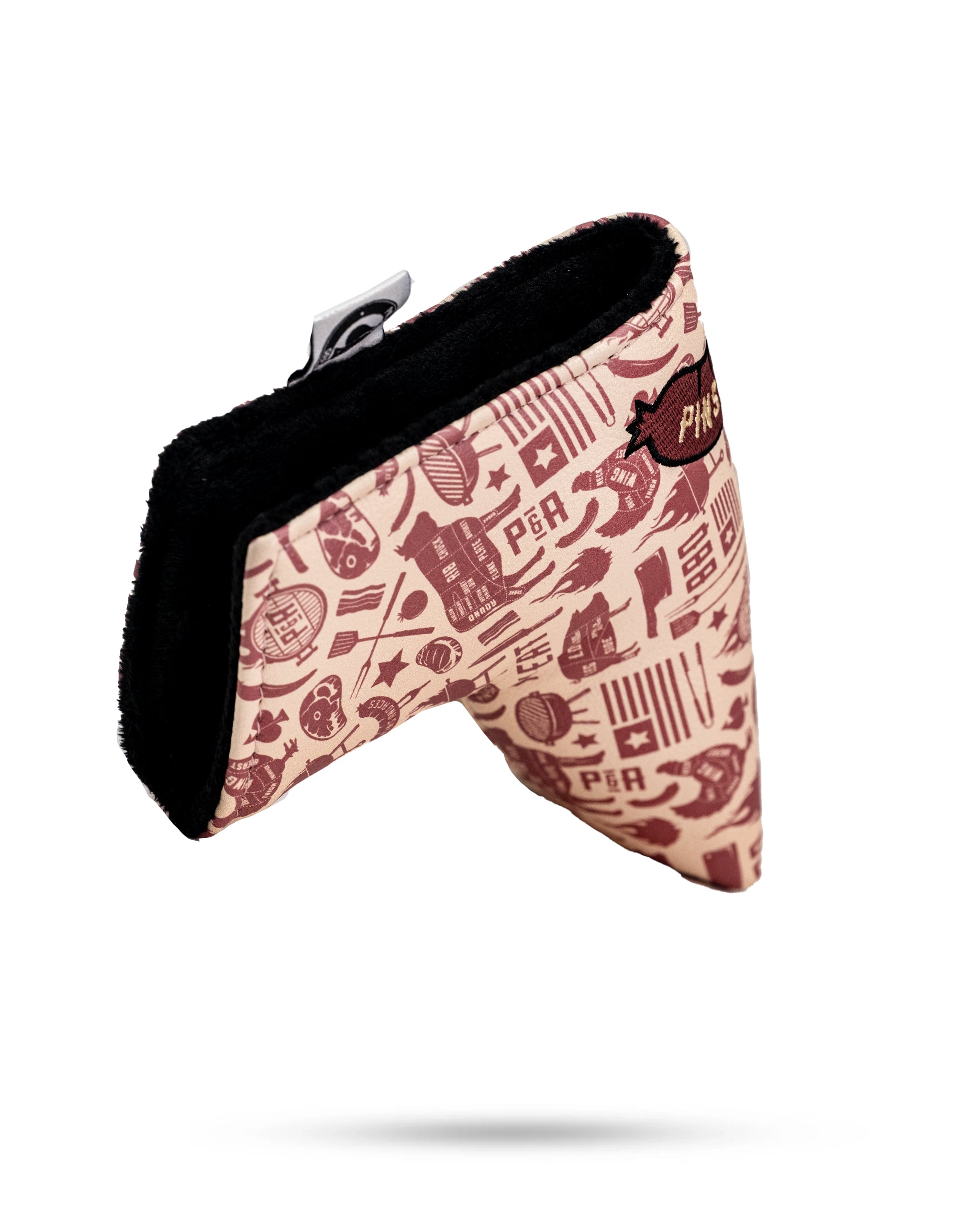 BBQ Links Blade Putter Cover with colorful barbecue design and protective, padded material.