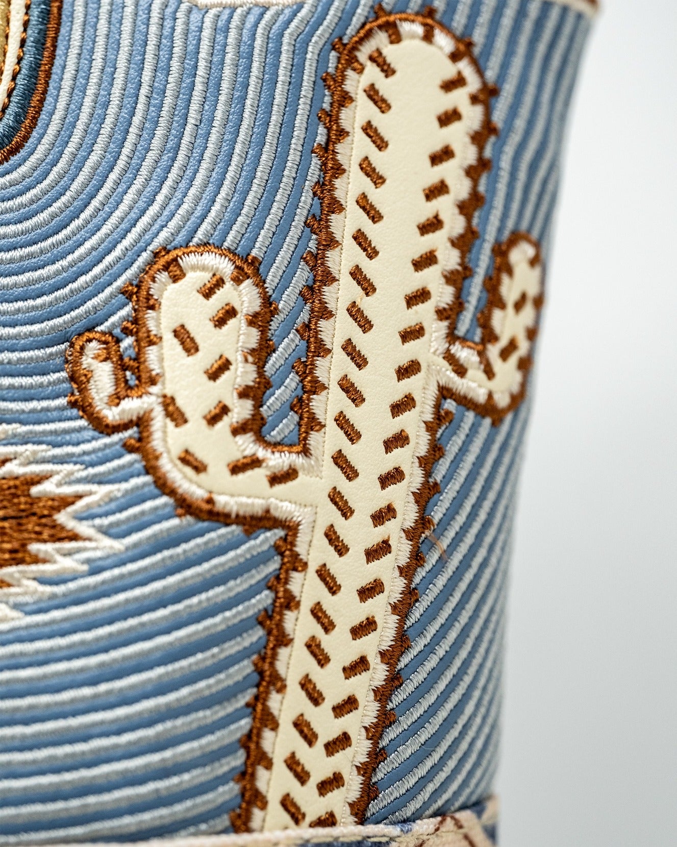 Western aesthetic driver cover featuring a detailed cactus design on a textured blue background, perfect for stylish golfers.