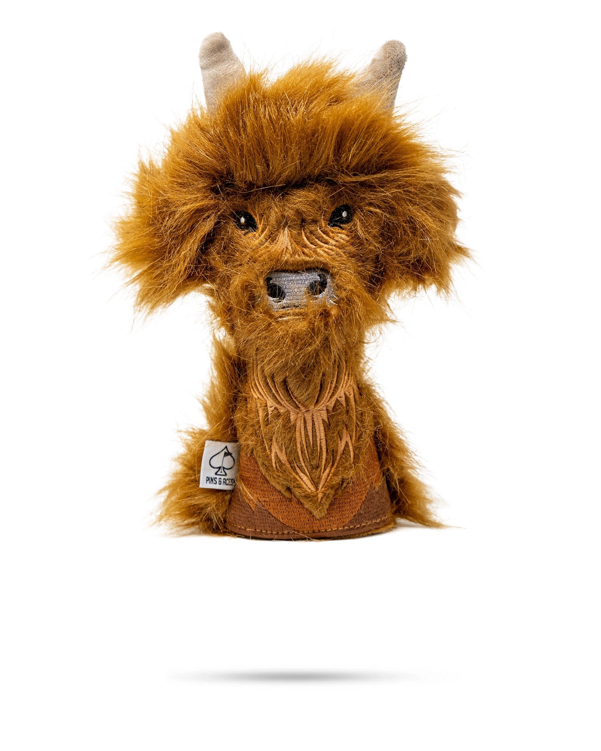 Highland Cow hybrid golf headcover featuring a fluffy design and detailed facial features, perfect for unique golf style.
