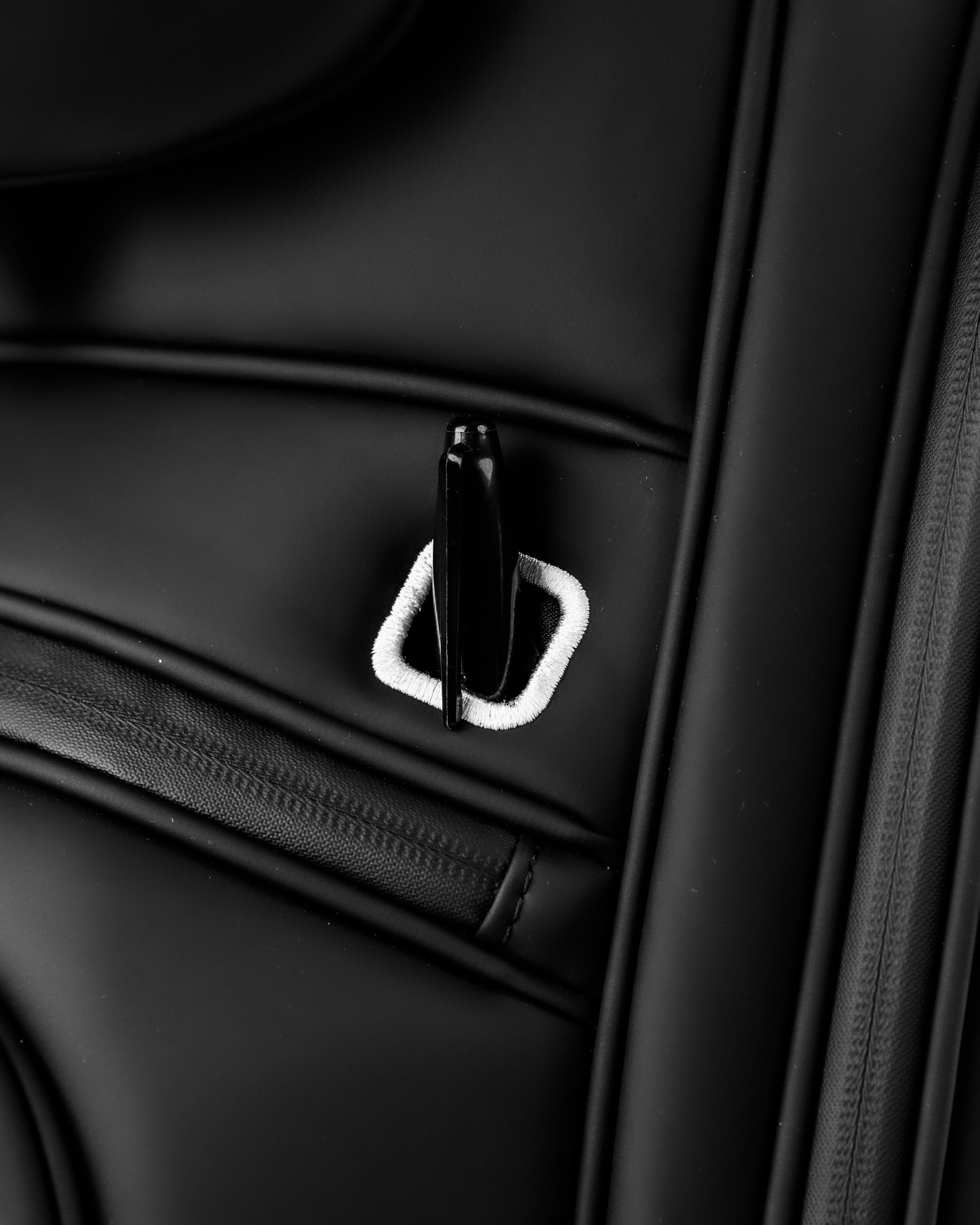 Close-up of the Player Preferred™ Cart Bag in black, showcasing a sleek design and durable material with a pocket opening.