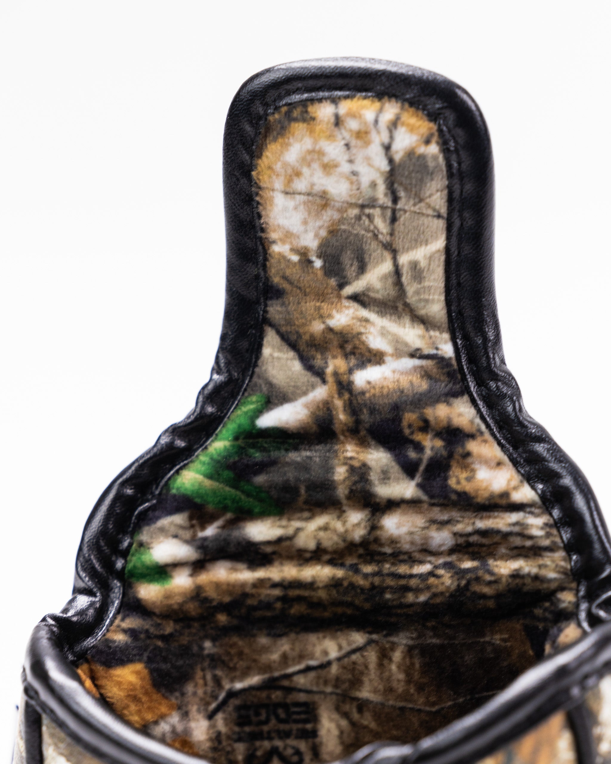 Realtree camo mallet cover with a secure closure for golf accessories.