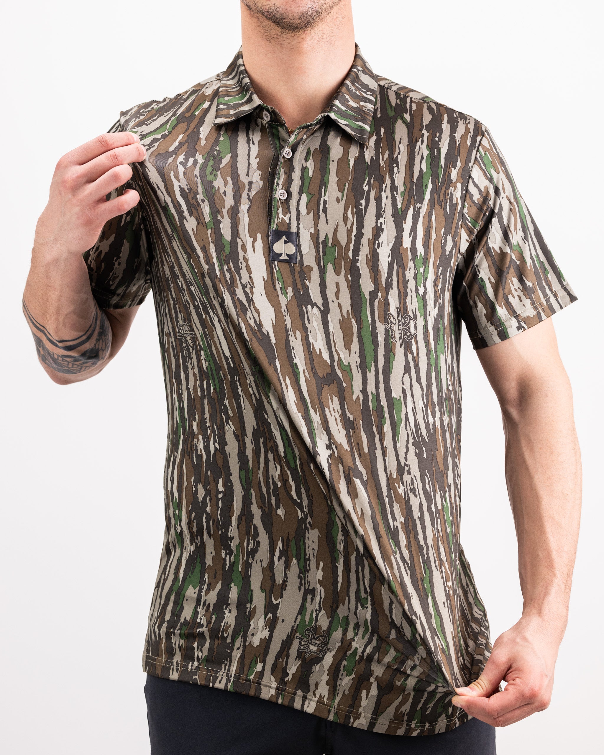 Realtree Original Polo in camouflage pattern, featuring a classic collar and short sleeves.