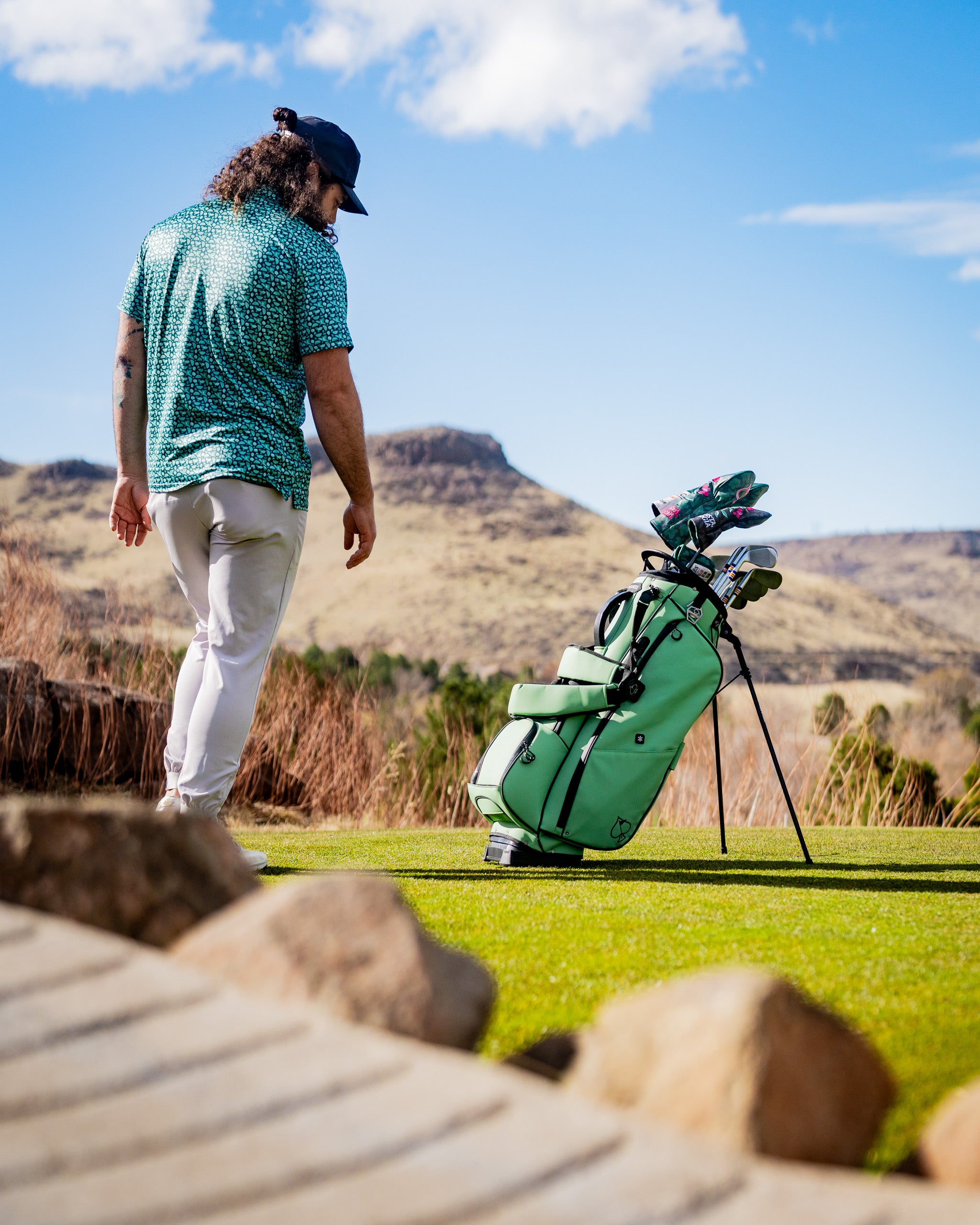 Player Preferred™ Golf Bag in Sage color, featuring adjustable straps and multiple pockets for accessories.