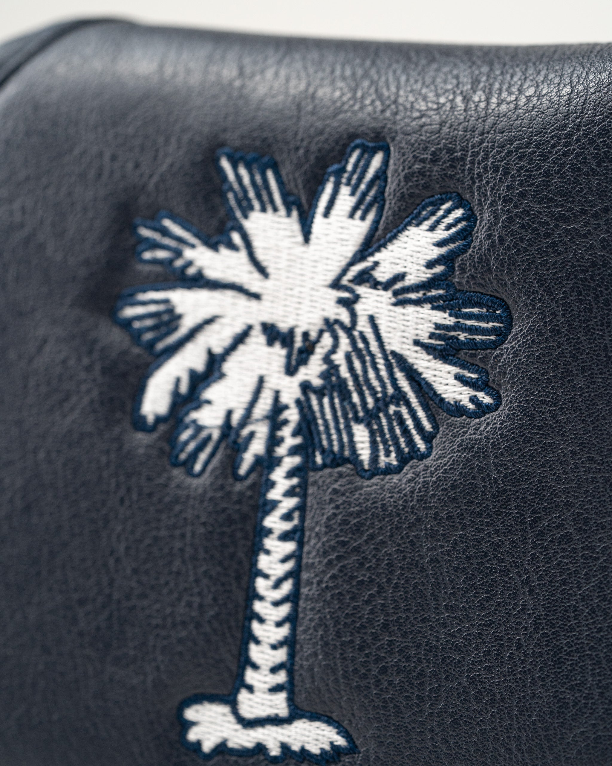 South Carolina State Flag mallet putter cover featuring a detailed embroidered palmetto tree design on a dark background.
