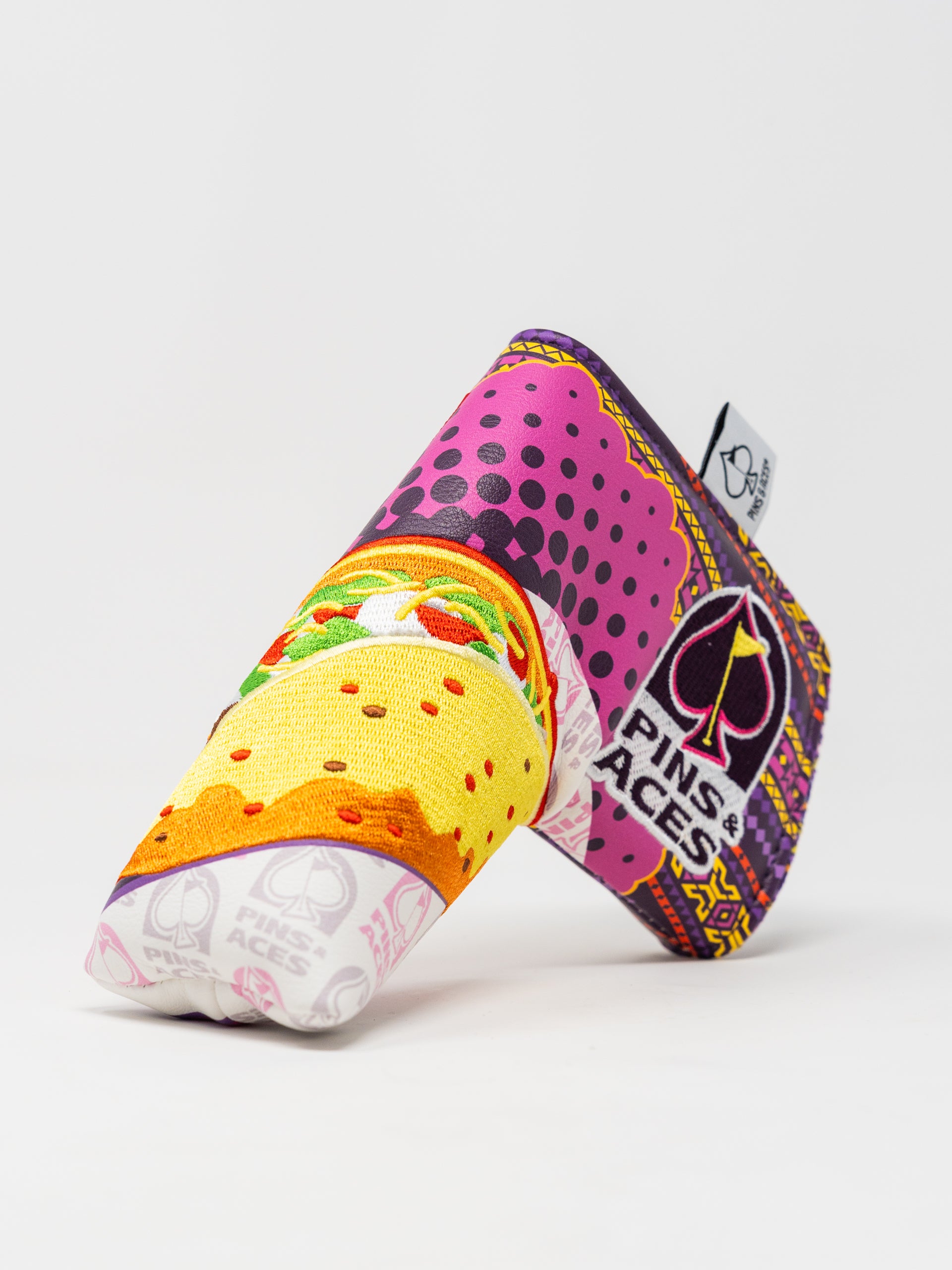 Bogey Supreme Blade Putter Cover in black and green with golf-themed design, showcasing high-quality material and secure fit for blade putters.