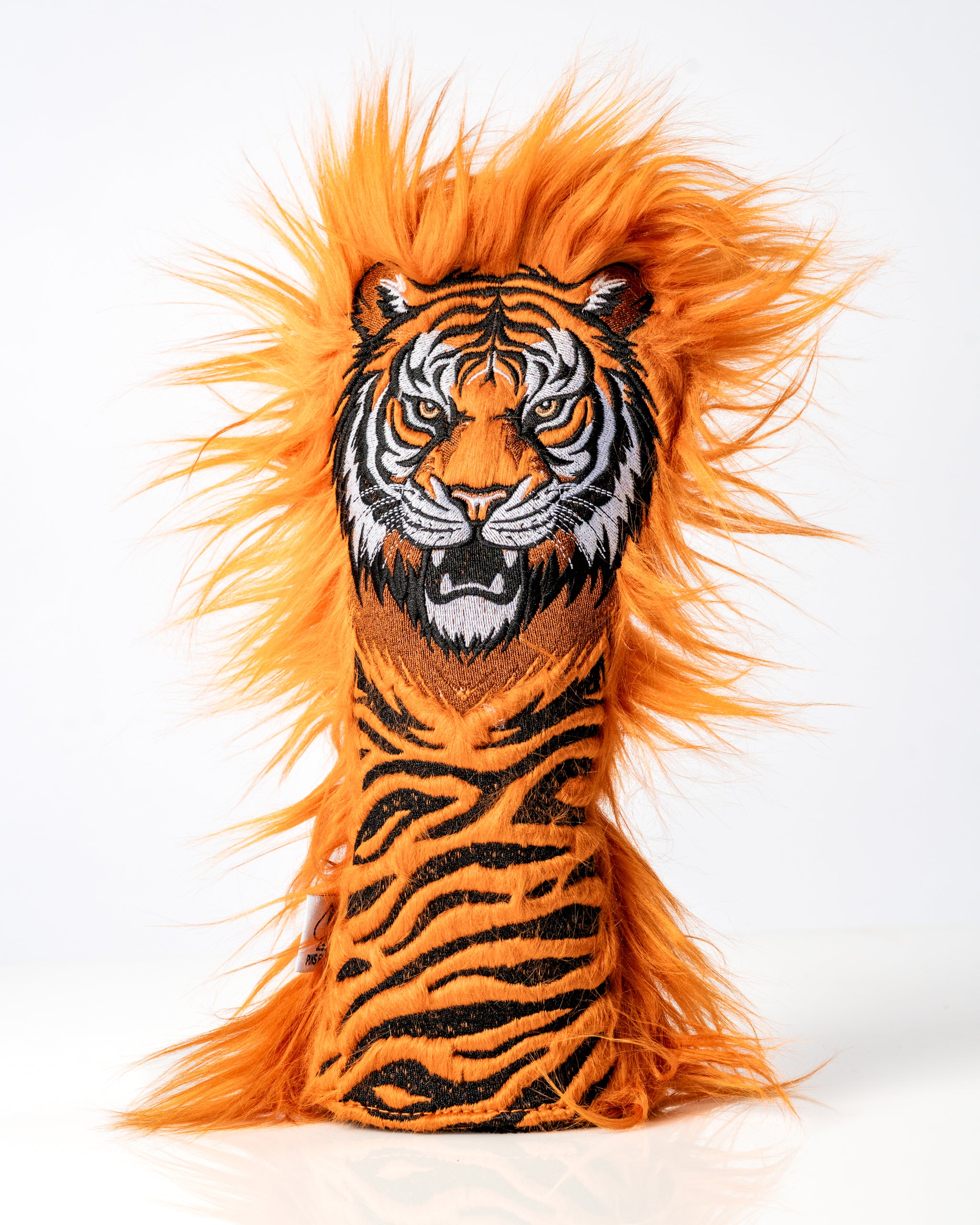 Bold orange tiger fairway cover featuring a fierce tiger face and vibrant fur design for standout golf style.