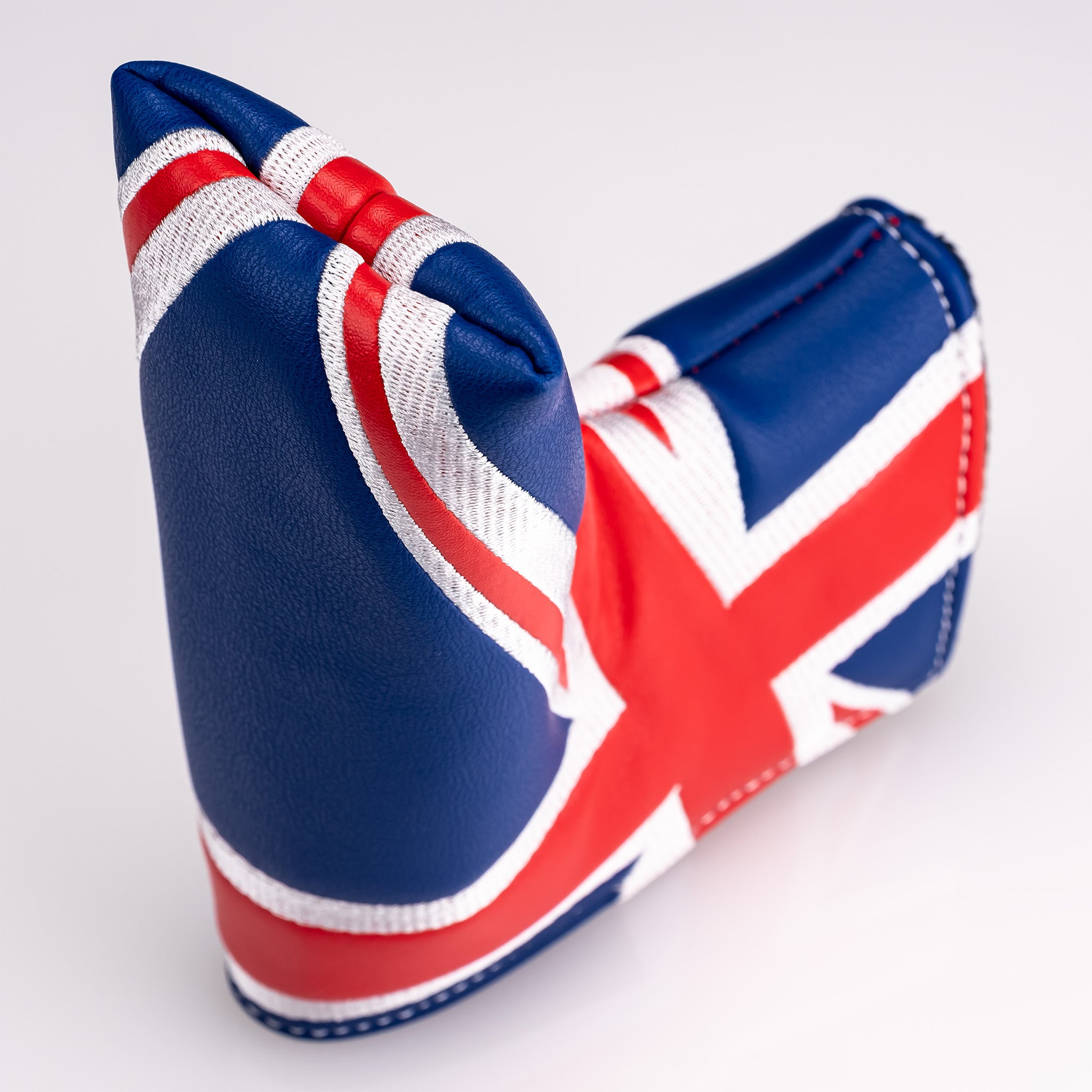 "United Kingdom blade putter cover featuring a vibrant Union Jack design."