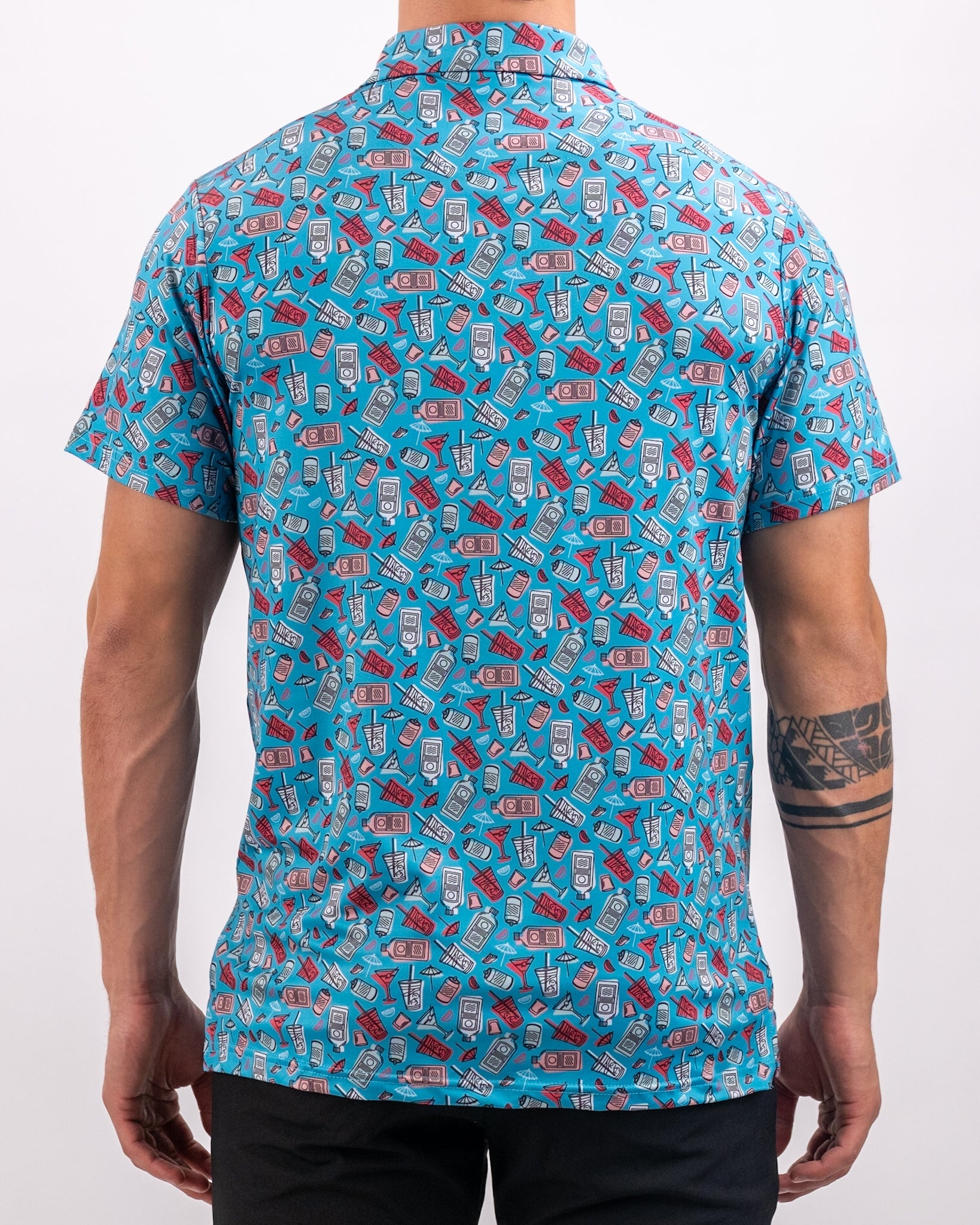 Men's short-sleeve golf shirt featuring a vibrant pattern of drinks and playful graphics, perfect for casual outings on the course.