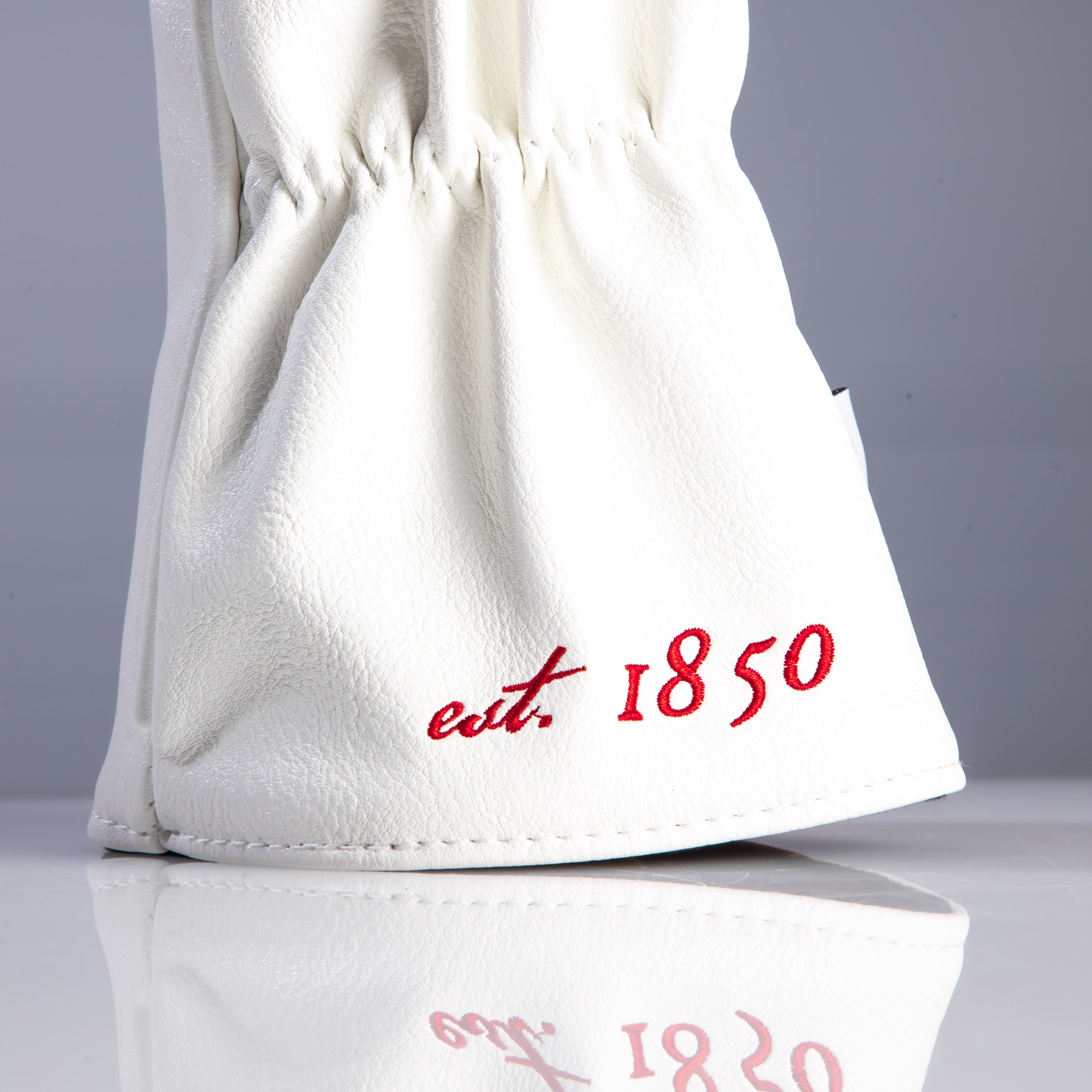 California State Flag driver cover featuring a white design with "est. 1850" embroidered in red. Perfect for golf enthusiasts.