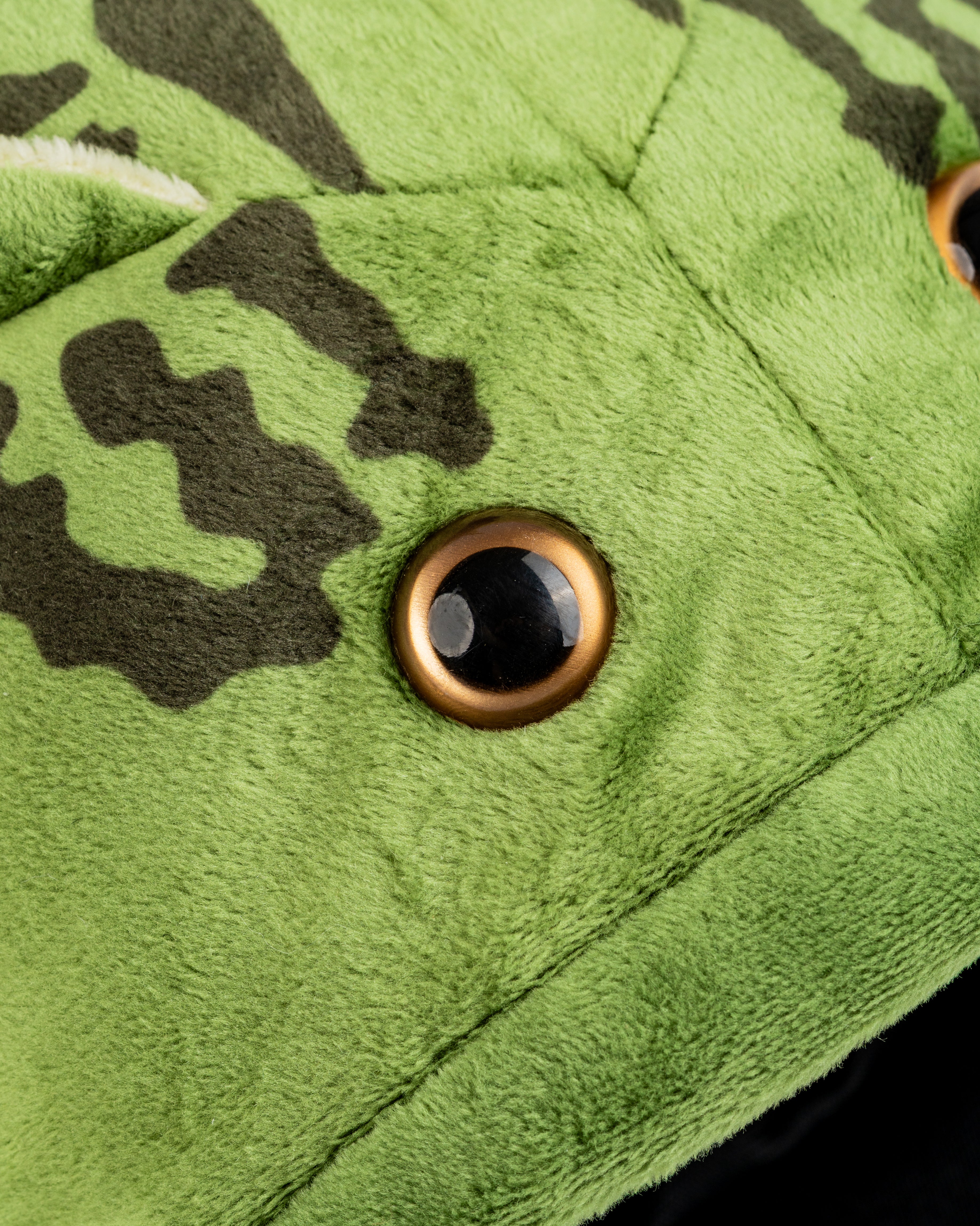 Green bass driver cover featuring realistic details and a textured finish, perfect for adding style to golf clubs.