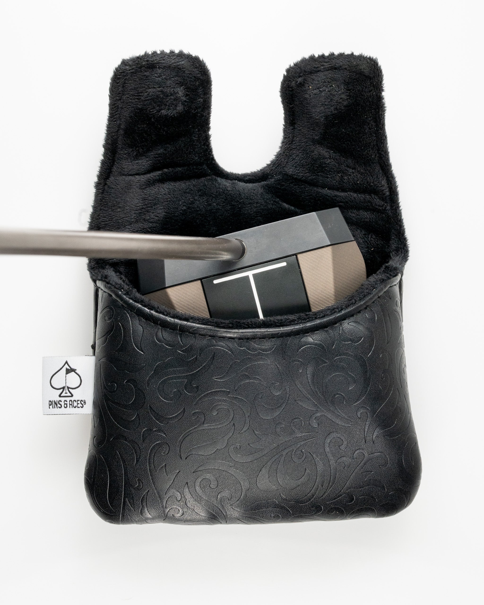 Blackout Center Shaft Mallet Putter Cover - Pins & Aces
