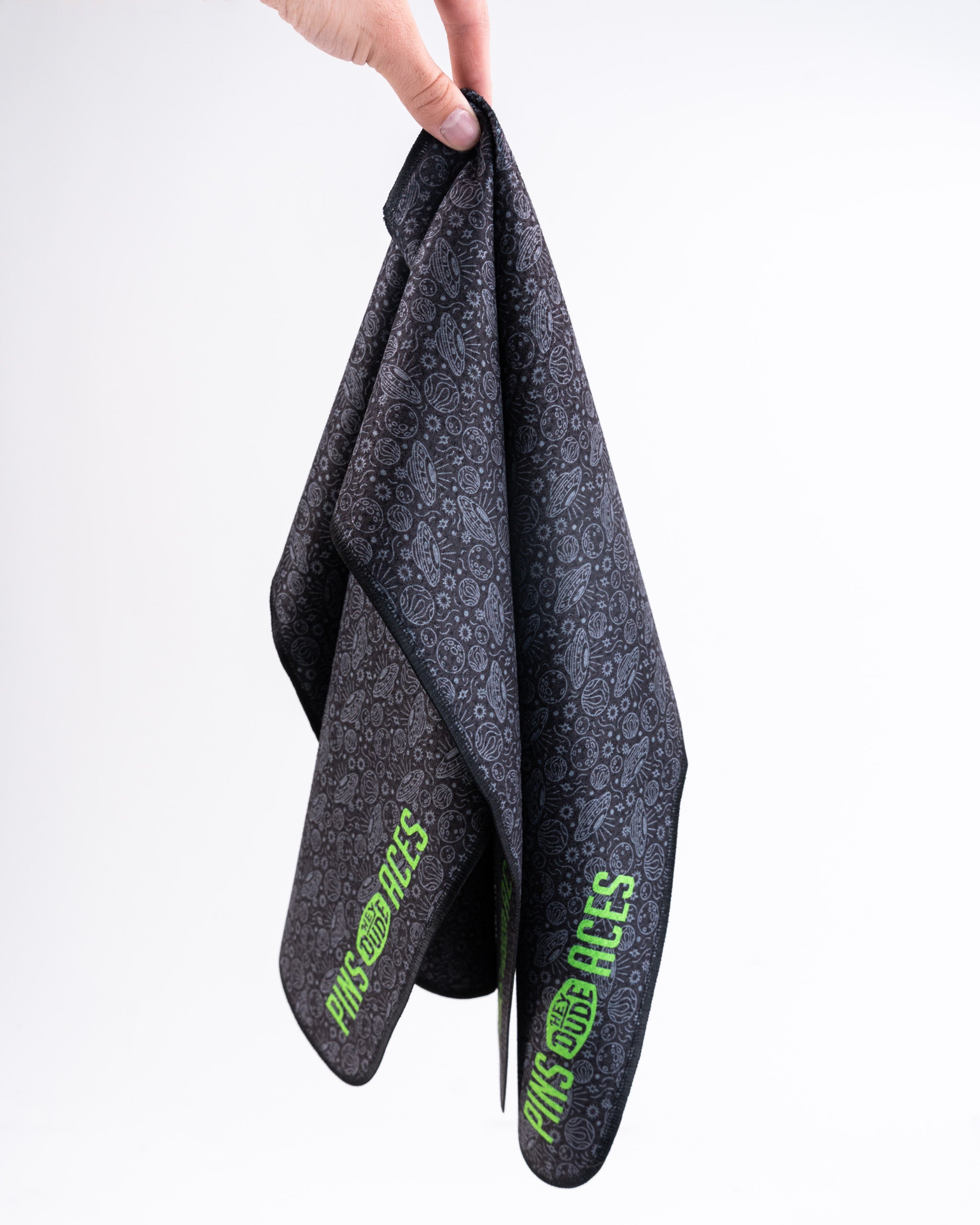 Pins & Aces Flamingo Towel | Lightweight & Absorbent Towel with