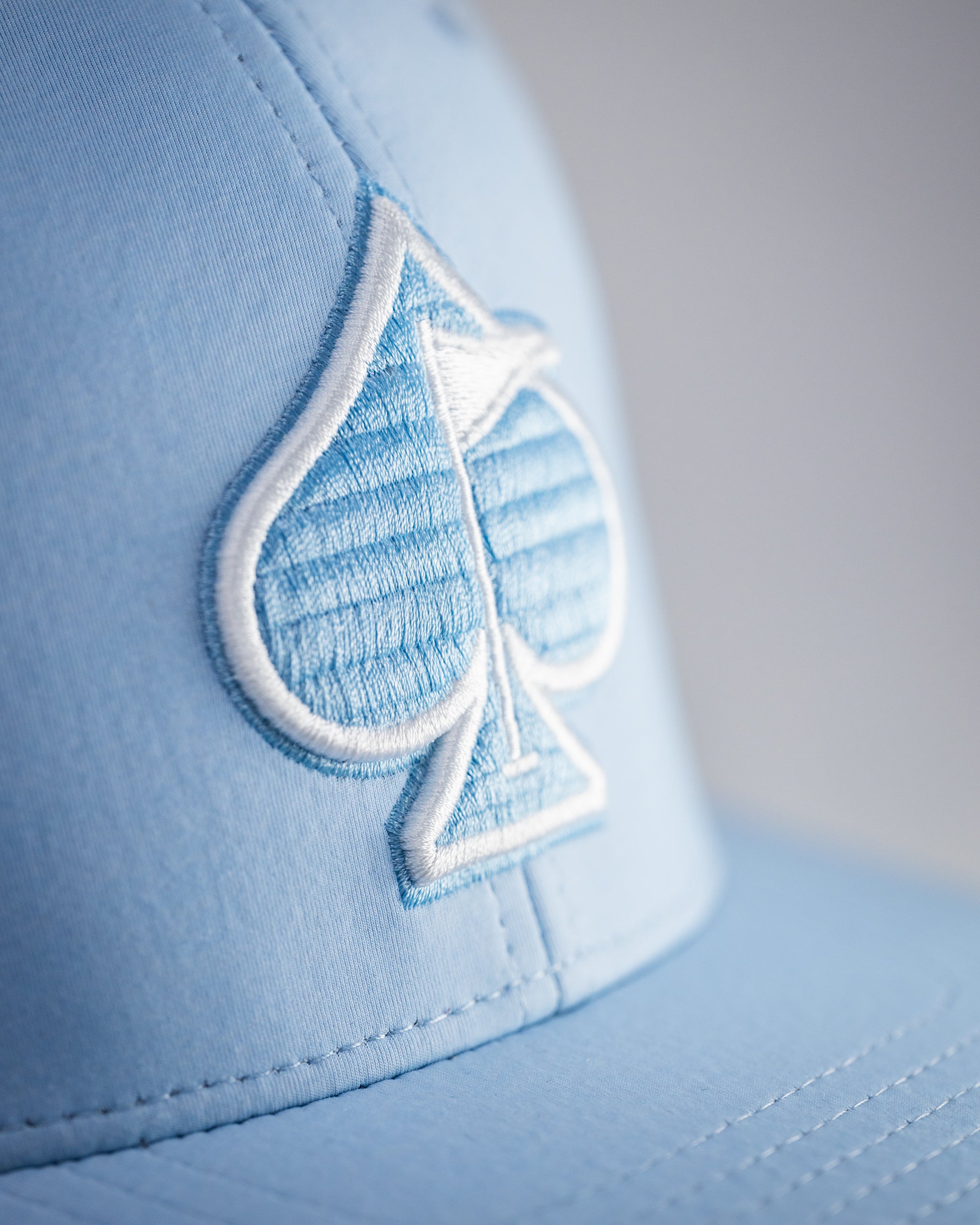 Performance Spade Hat - Carolina Blue