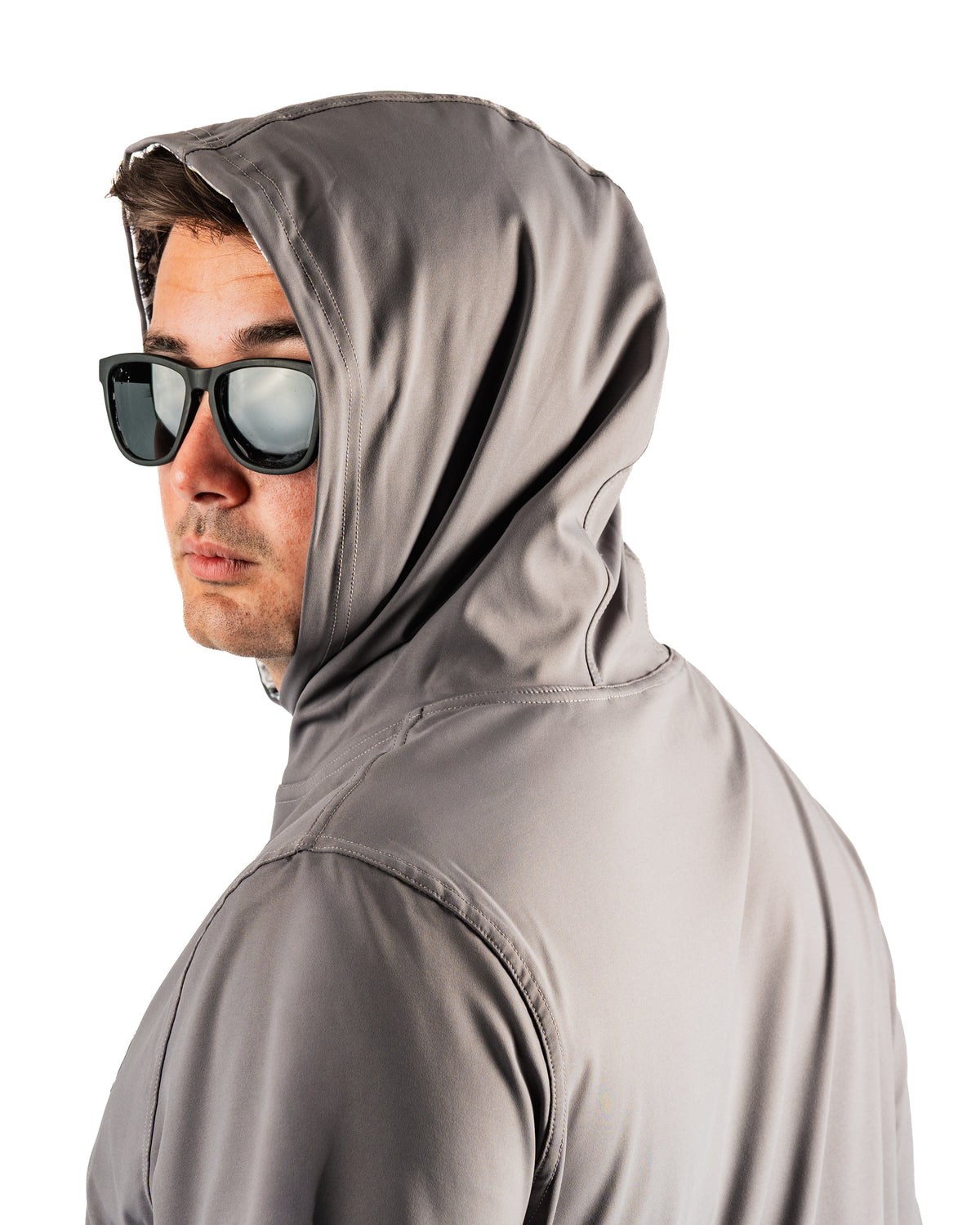 Performance golf hoodie in Hops & Barely color, featuring a relaxed fit and hood, ideal for stylish comfort on the course.
