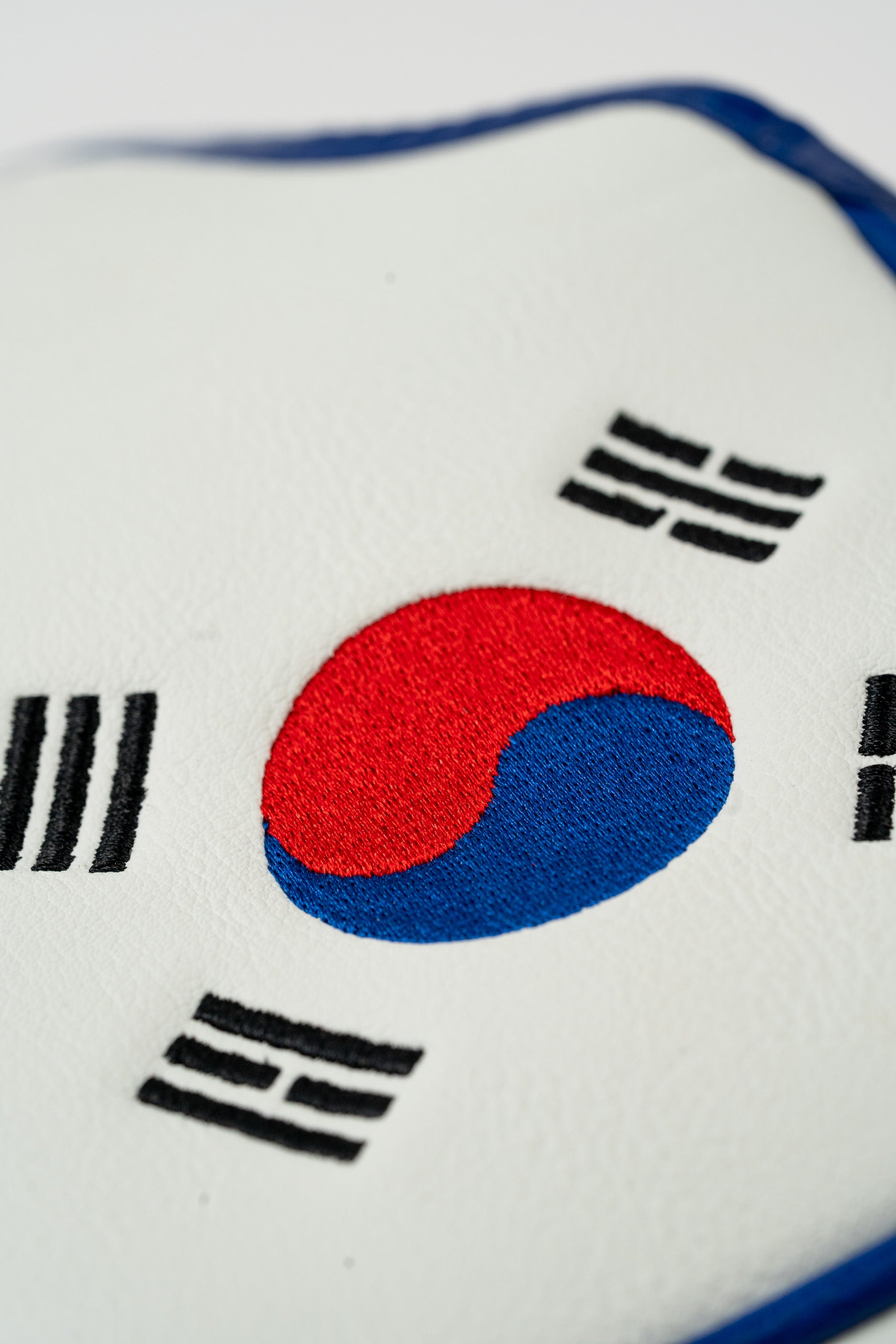 South Korea mallet putter cover featuring the national flag design with vibrant colors and detailed embroidery.
