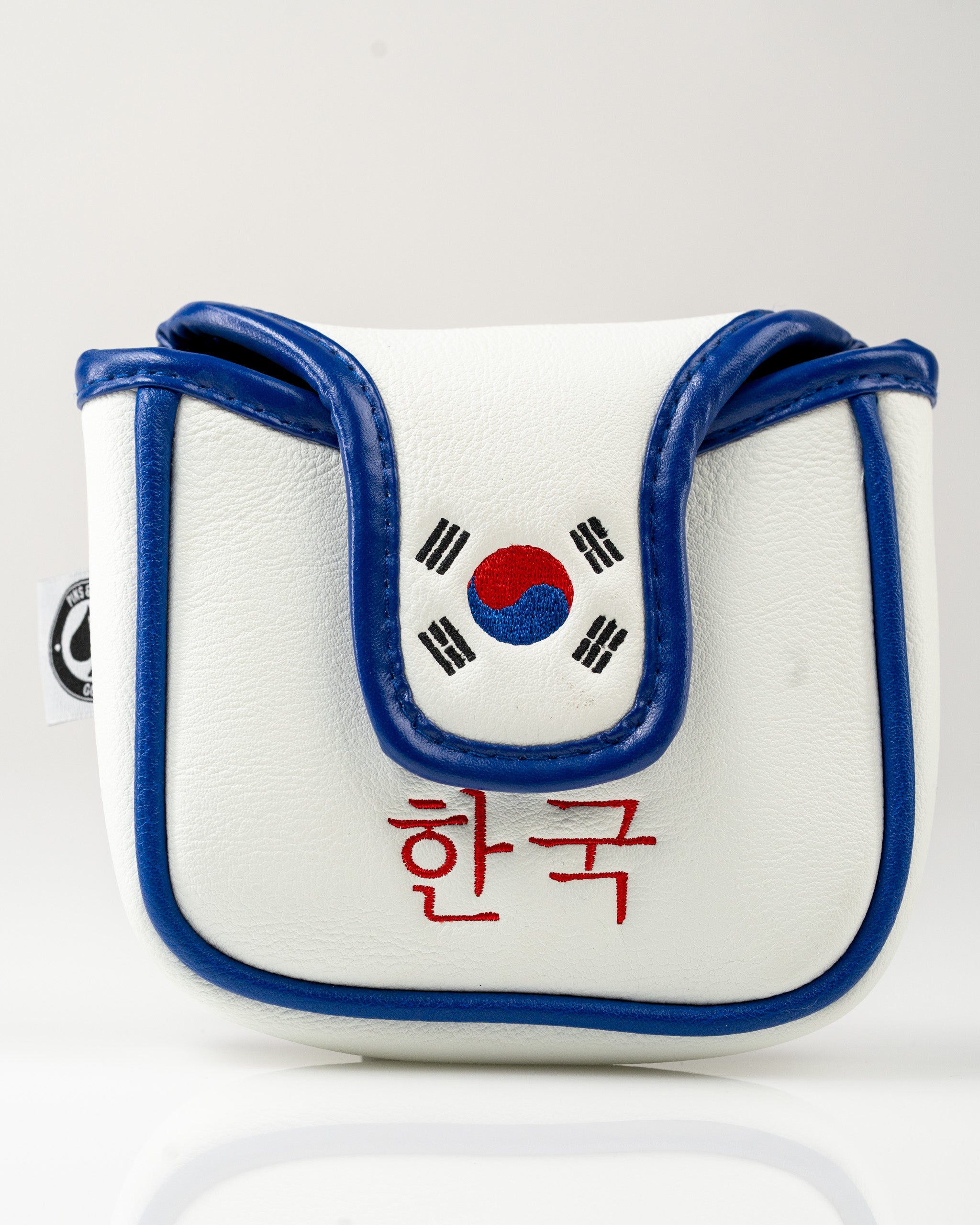 South Korea mallet putter cover featuring the national flag and embroidered text in Korean, designed for stylish golfers.