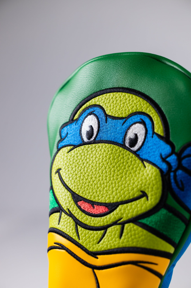 Leonardo fairway cover featuring vibrant colors and detailed design of the Teenage Mutant Ninja Turtles character.