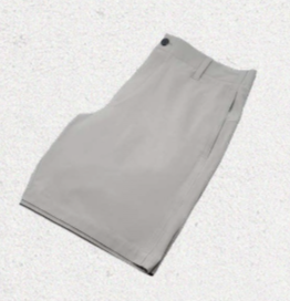 Performance shorts in dark stone color, designed for comfort and style on the golf course. Ideal for active golfers.