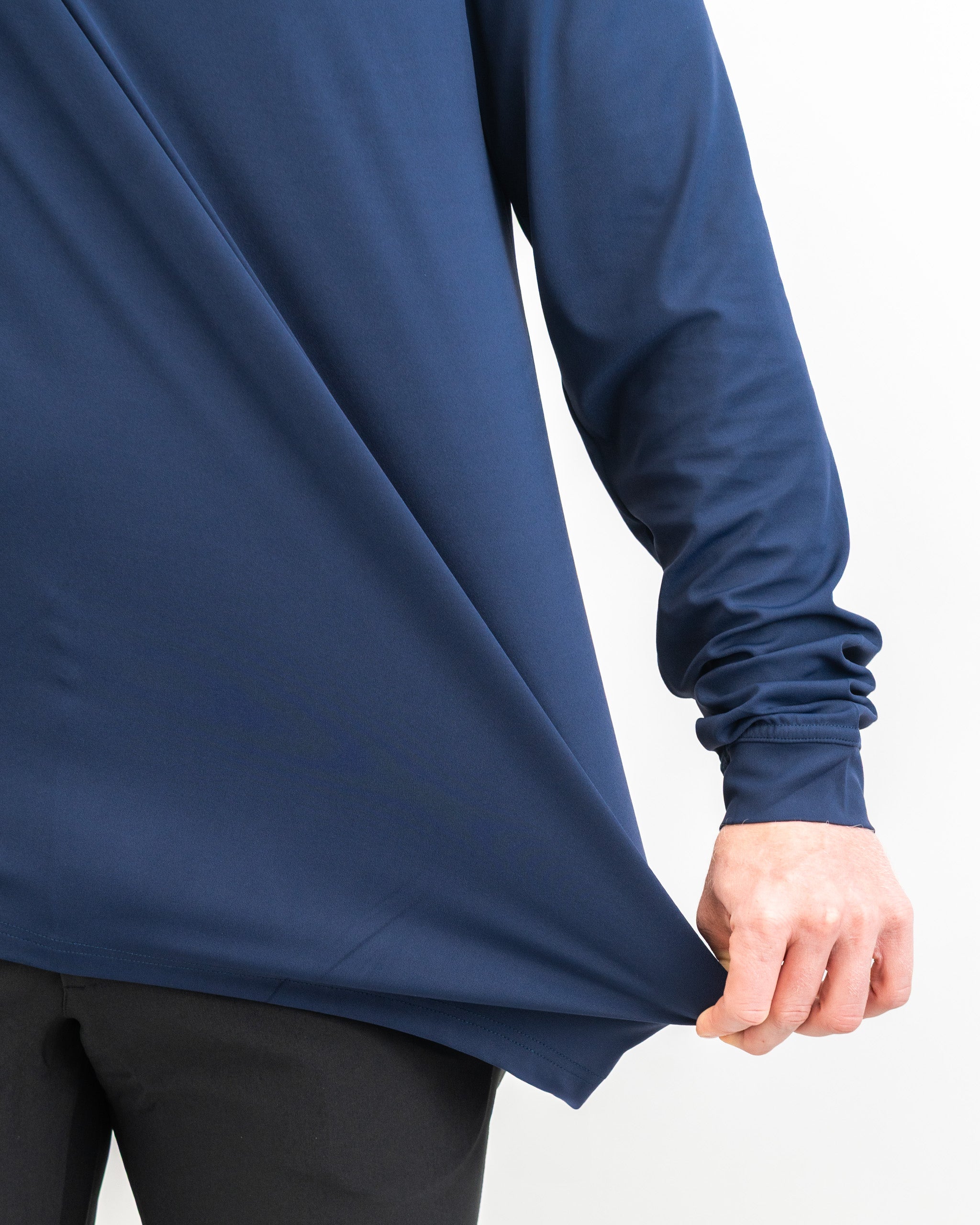 Navy performance golf hoodie featuring a relaxed fit and long sleeves, ideal for comfort on the golf course.