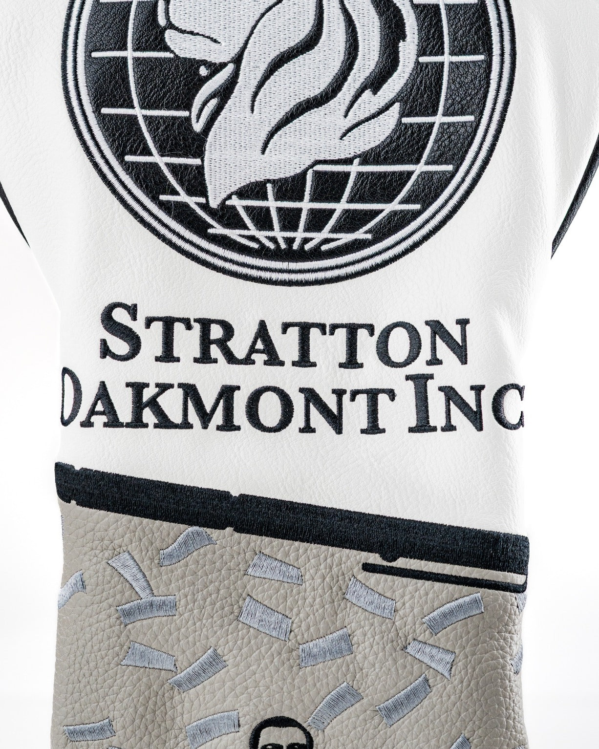 Bold Stratton Oakmont driver cover featuring a lion logo and stylish design, perfect for standout golfers.