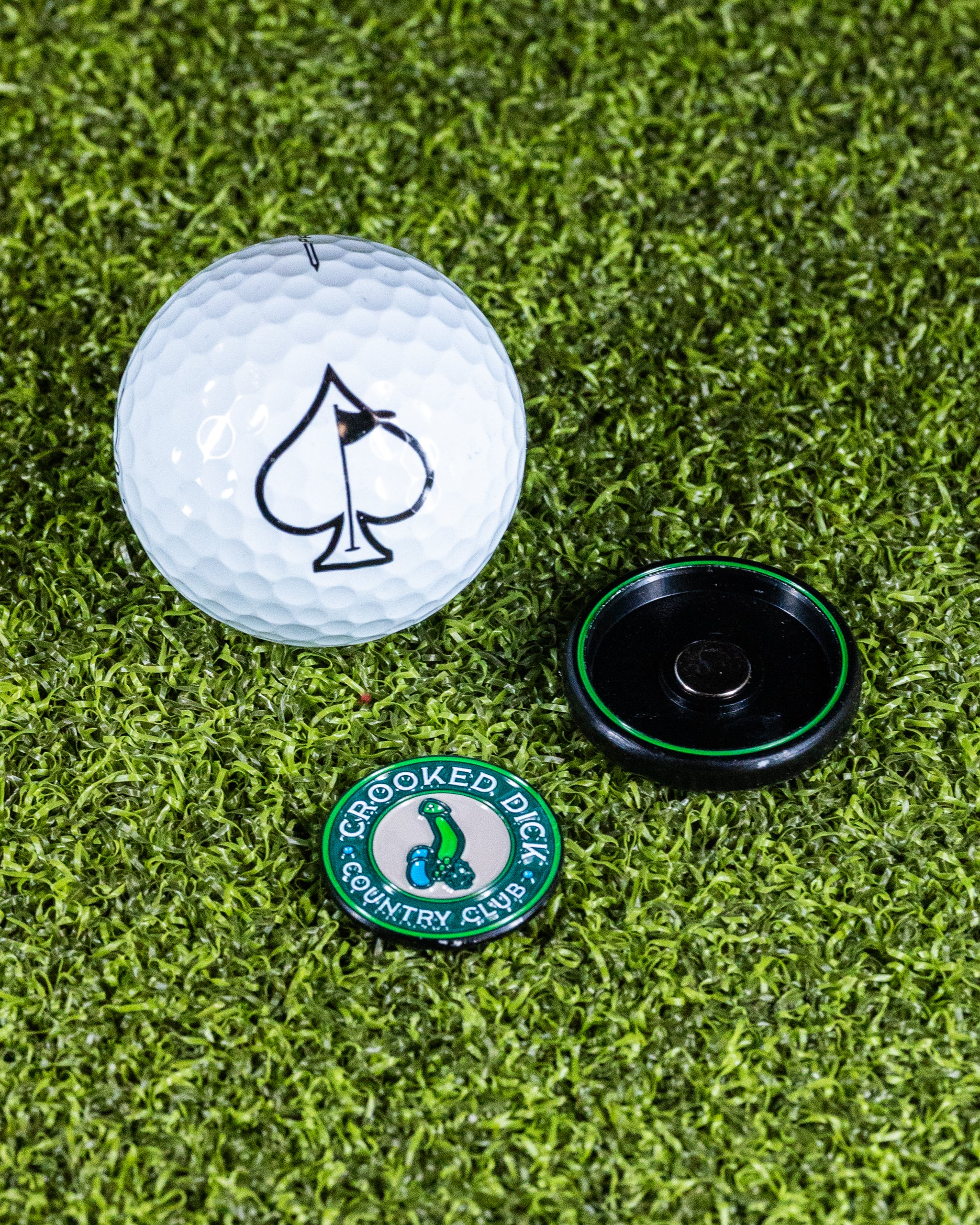 Pop Out Medallion Ball Marker | Ultra-Slim Design | Magnetic