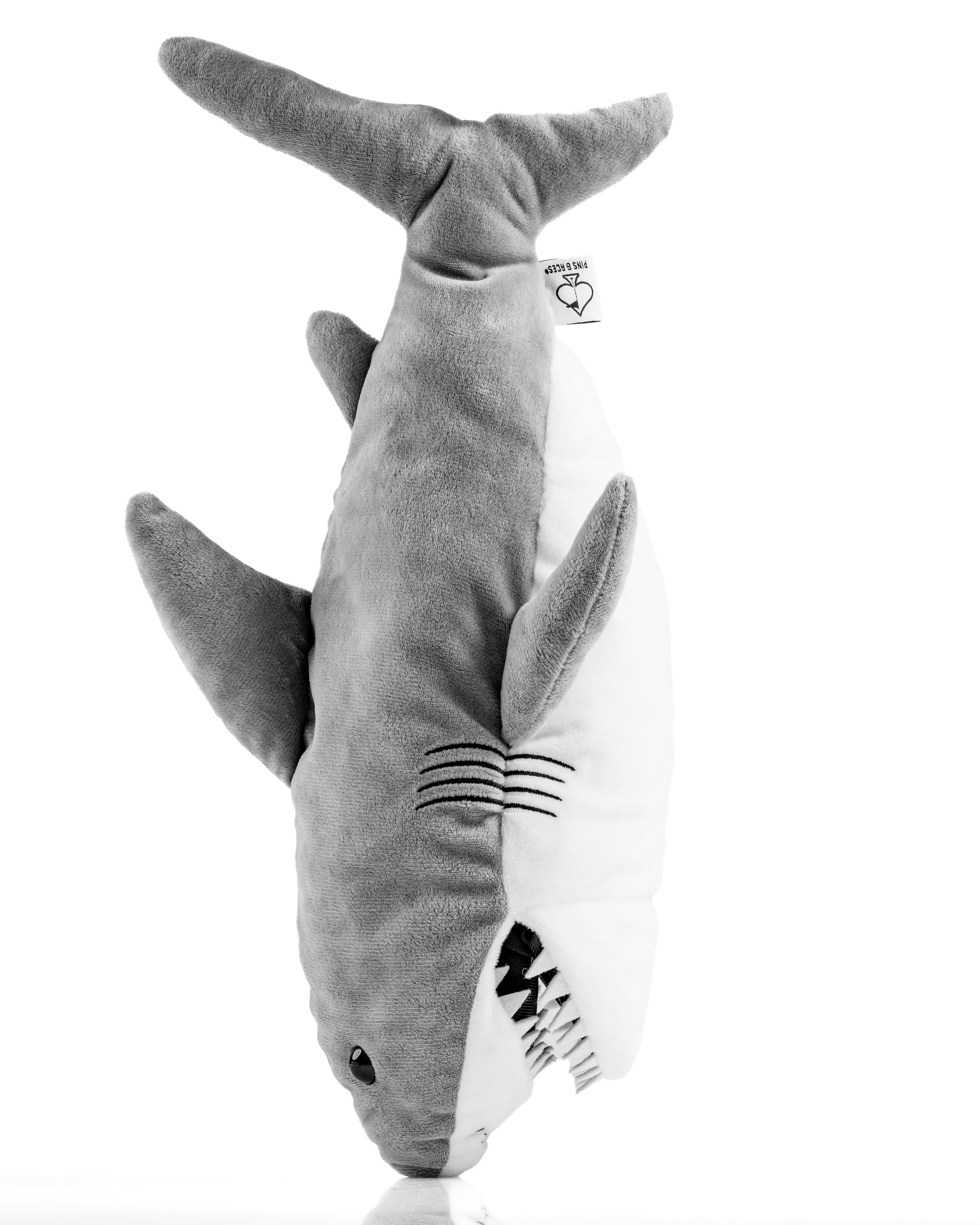 Shark driver cover in plush gray and white design, featuring detailed fins and teeth for a fun golf accessory.